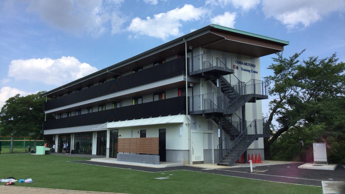 桜坂 Training Center<br />
2020(令和2)年竣工